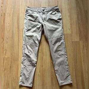 Lululemon commission pants in khaki. 32 waist